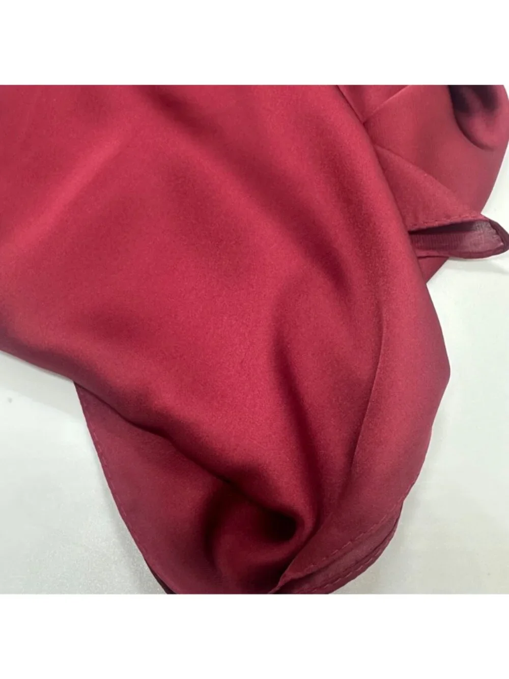 ❤️Elegant Square Silky Scarf Bandana Burgundy Hiyab Solid Soft Versatile Hiyab❤️